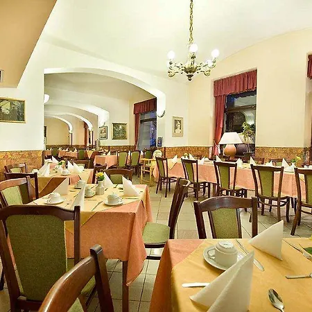Dalimil 3* Praag